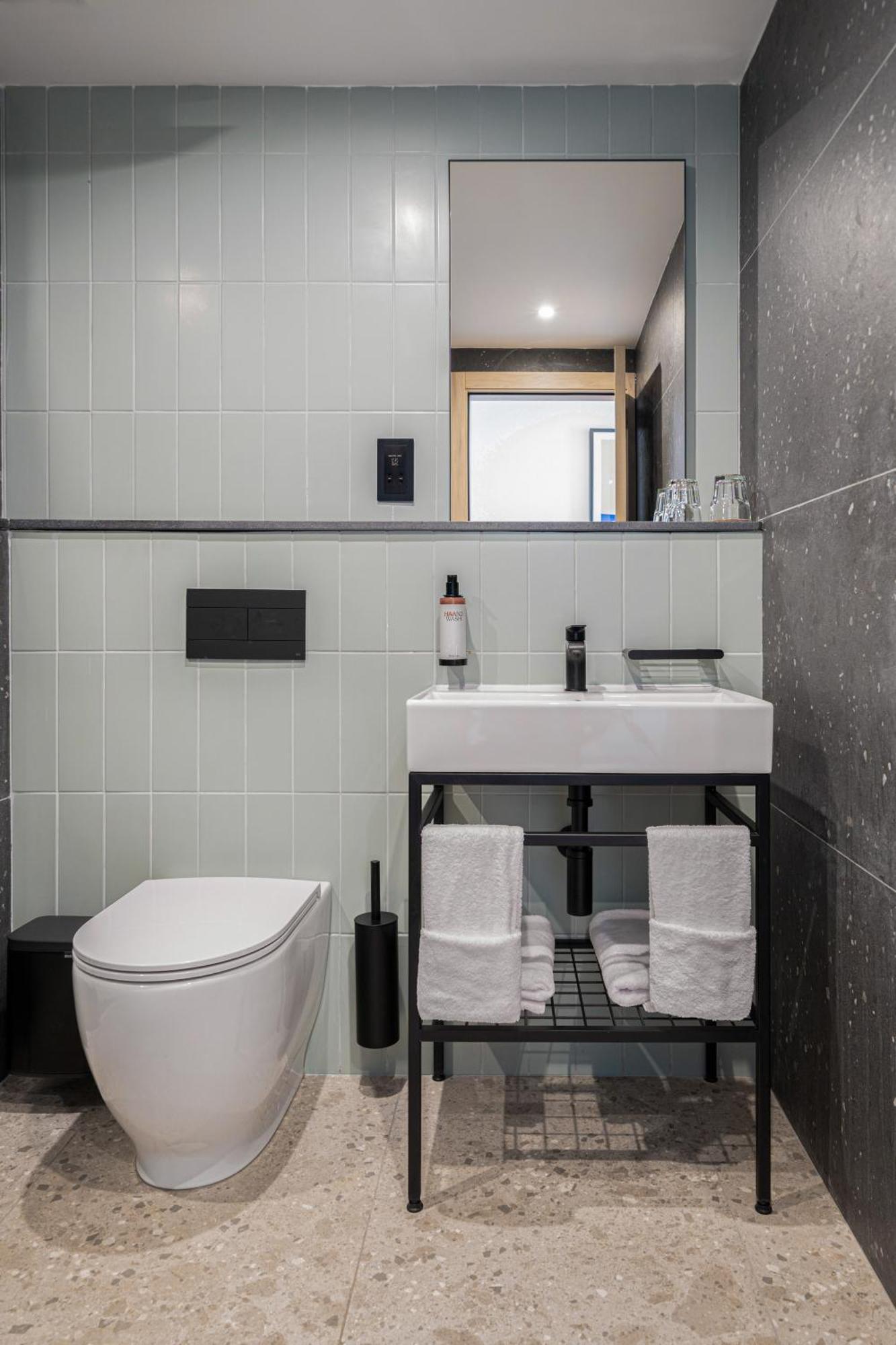 Hotel Scirocco St Julian'S, Affiliated By Melia Saint Julian's Ngoại thất bức ảnh